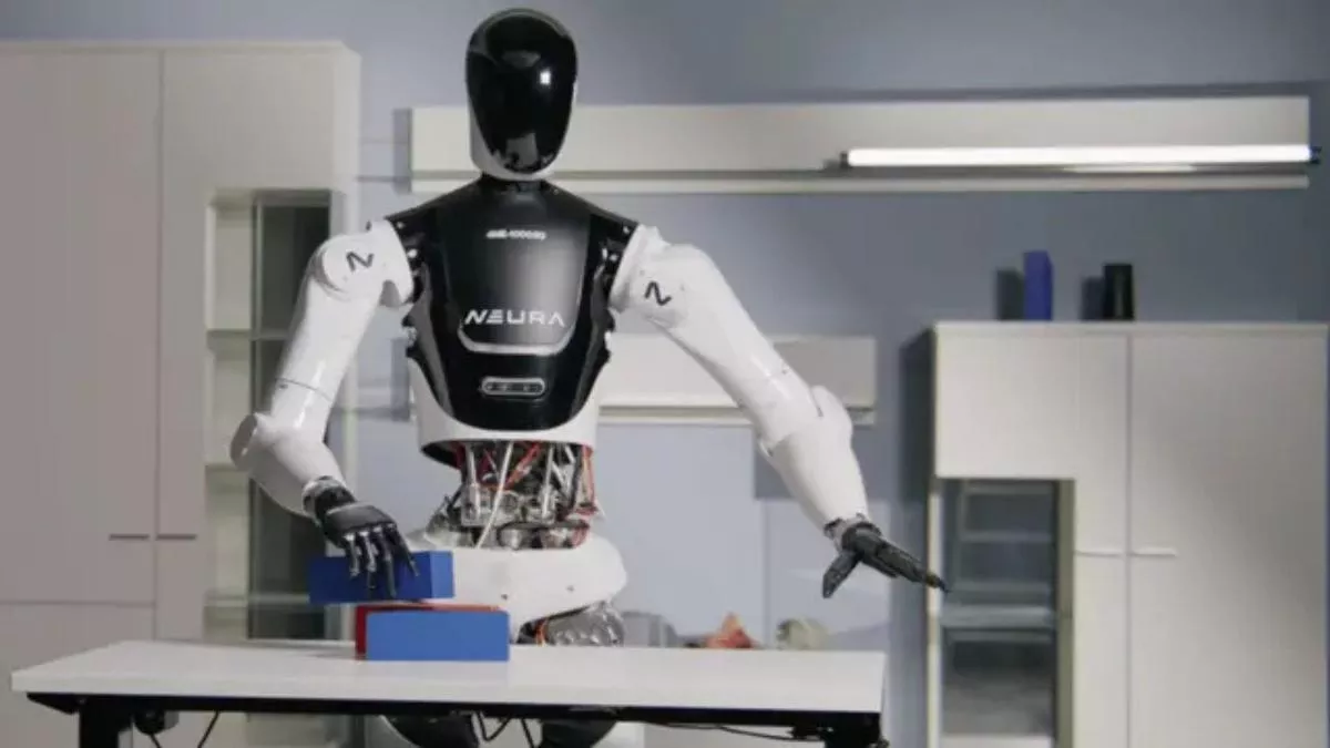 image of 4NE-1 Humanoid Robot